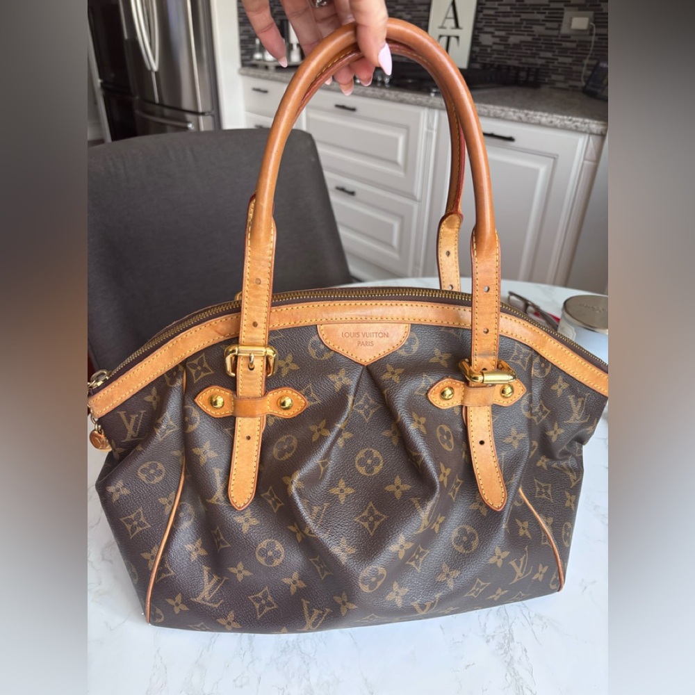 Louis Vuitton Monogram Tivoli GM Leather handbag purse tote